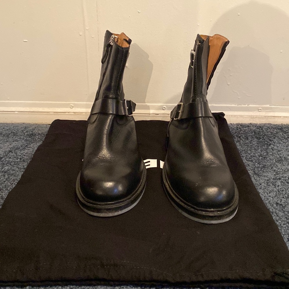 Diesel zip up boot